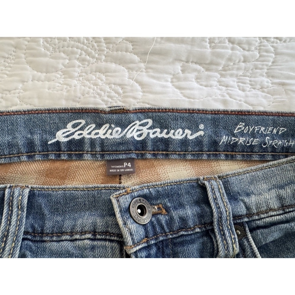 Eddie Bauer Boyfriend Midrise Straight Lined With Tan & White Flannel Size 4P - Picture 2 of 6